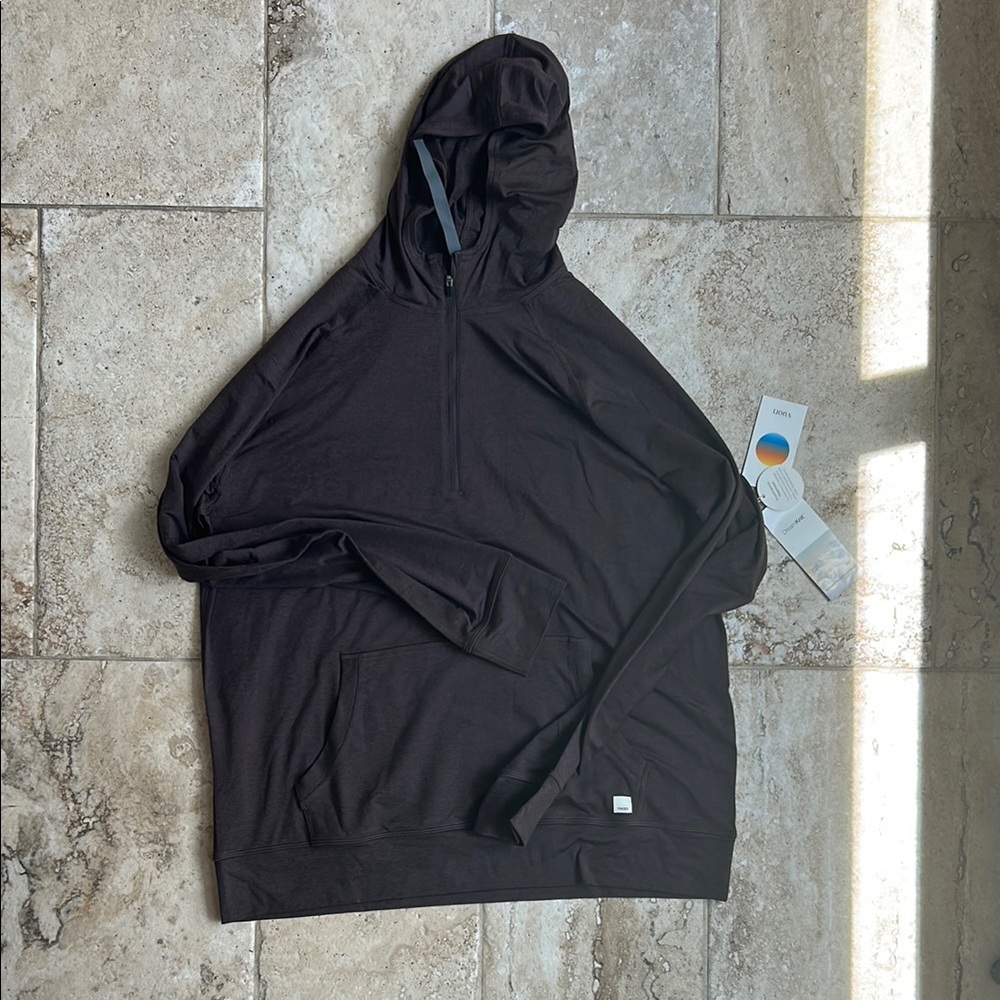 Vuori Men's Performance 1/2 Zip Hoodie in Java Heather